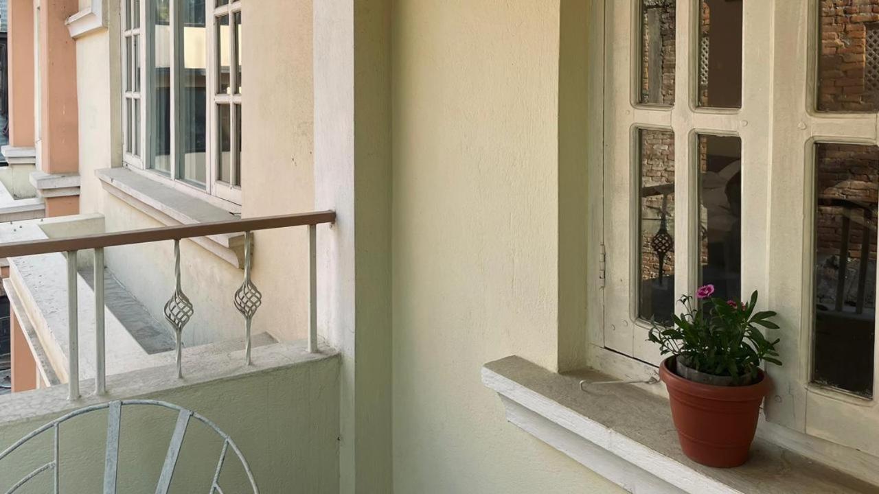 Rooftop Studio And 2Bhk Apartments In Kathmandu'S Most Happening Place Екстер'єр фото